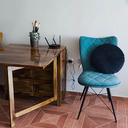 Sun Wave Near The Sea Lejlighed