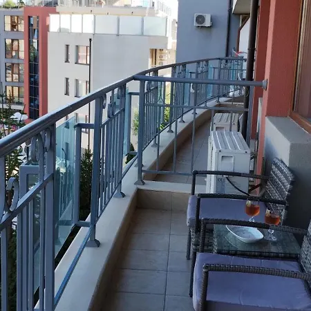 Sun Wave Near The Sea * スヴェティ・ヴラス