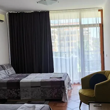 Apartment Sun Wave Near The Sea Sveti Vlas