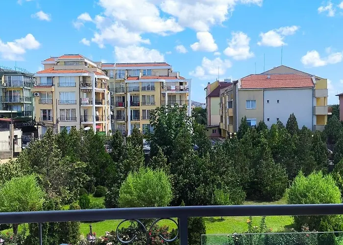 Sun Wave Near The Sea *